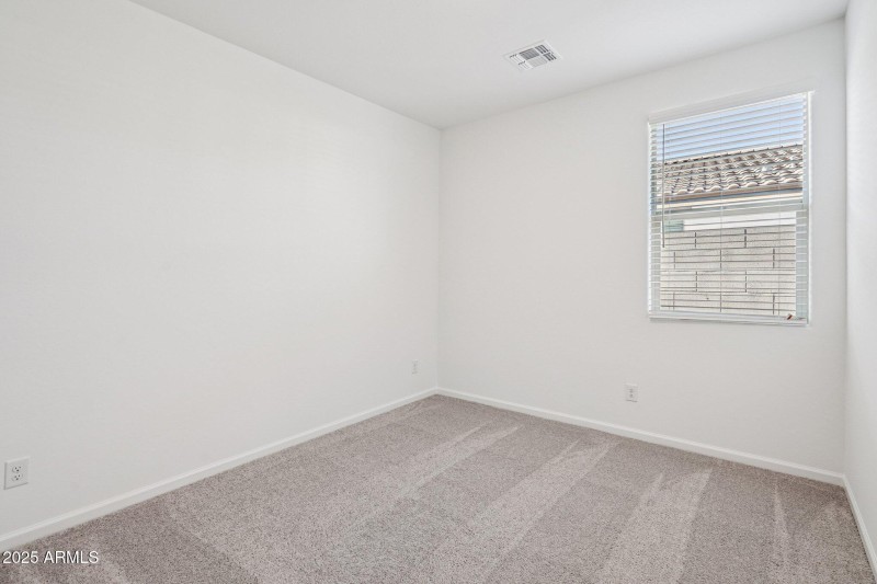 18-web-or-mls-W Camino de Oro-S0511-018