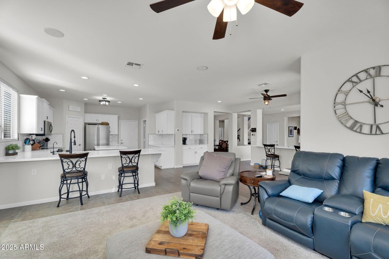 9-web-or-mls-Meadowview-9