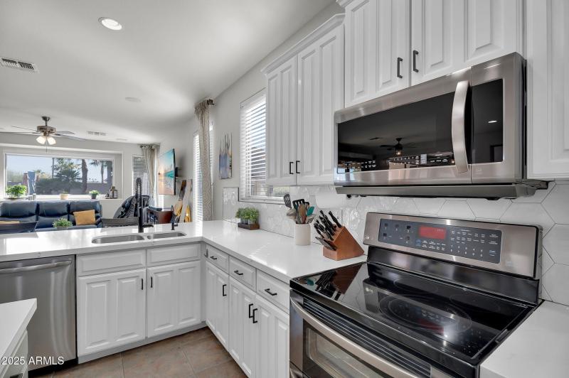 12-web-or-mls-Meadowview-14