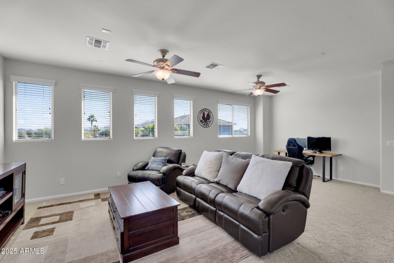 18-web-or-mls-Meadowview-38