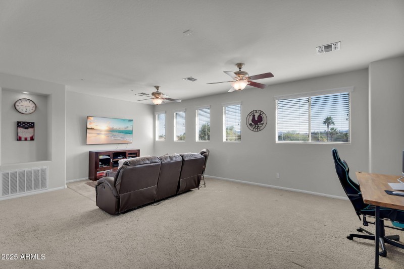 19-web-or-mls-Meadowview-39