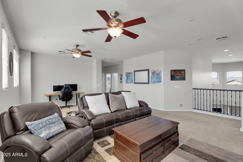 21-web-or-mls-Meadowview-41