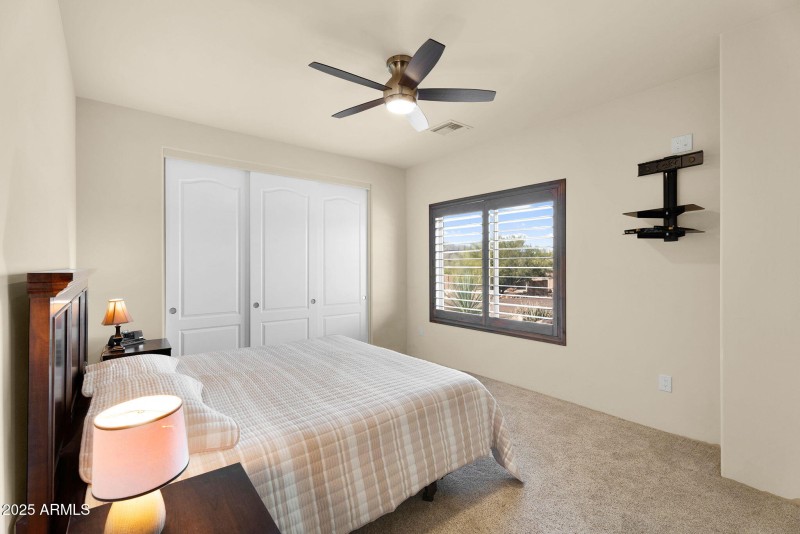 32-web-or-mls-44305 N 1st Dr -41