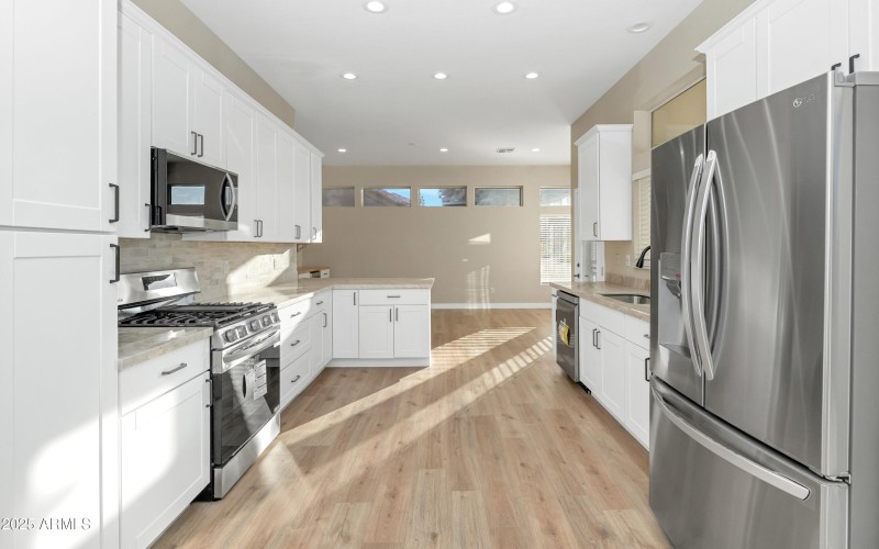 8-22110 N Lobo Ln-print-010-013-22110 N