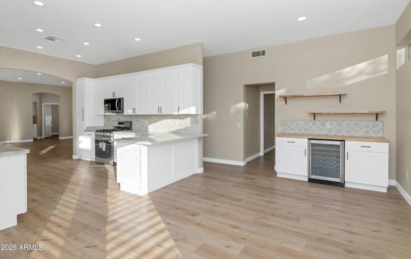 10-22110 N Lobo Ln-print-011-011-22110 N