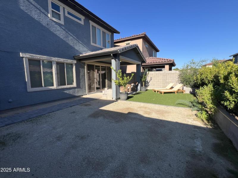 f1f5e235-0122-4c6c-8fca-516270648dca