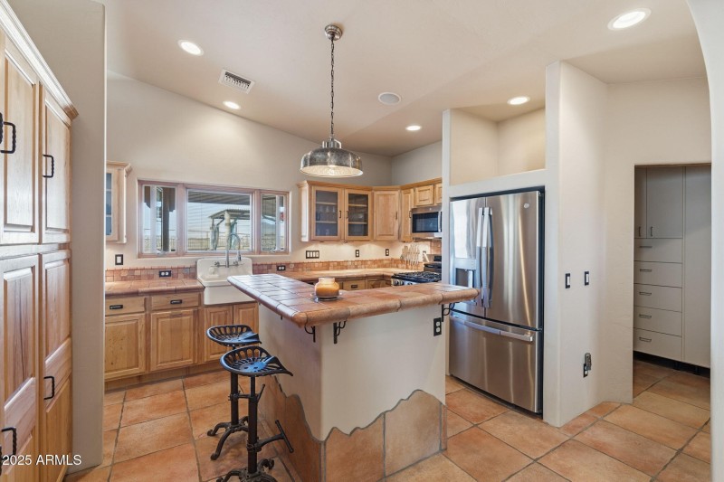 57-web-or-mls-Mustang Trail-46