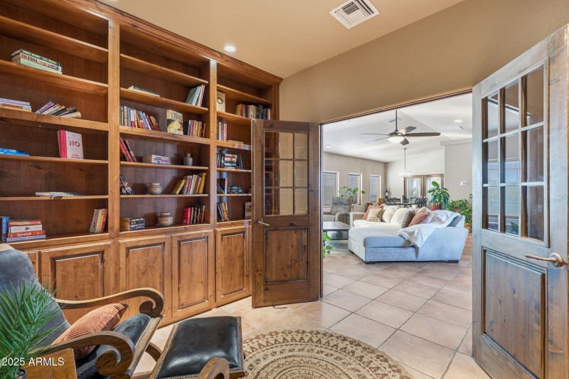 86-web-or-mls-Mustang Trail-75