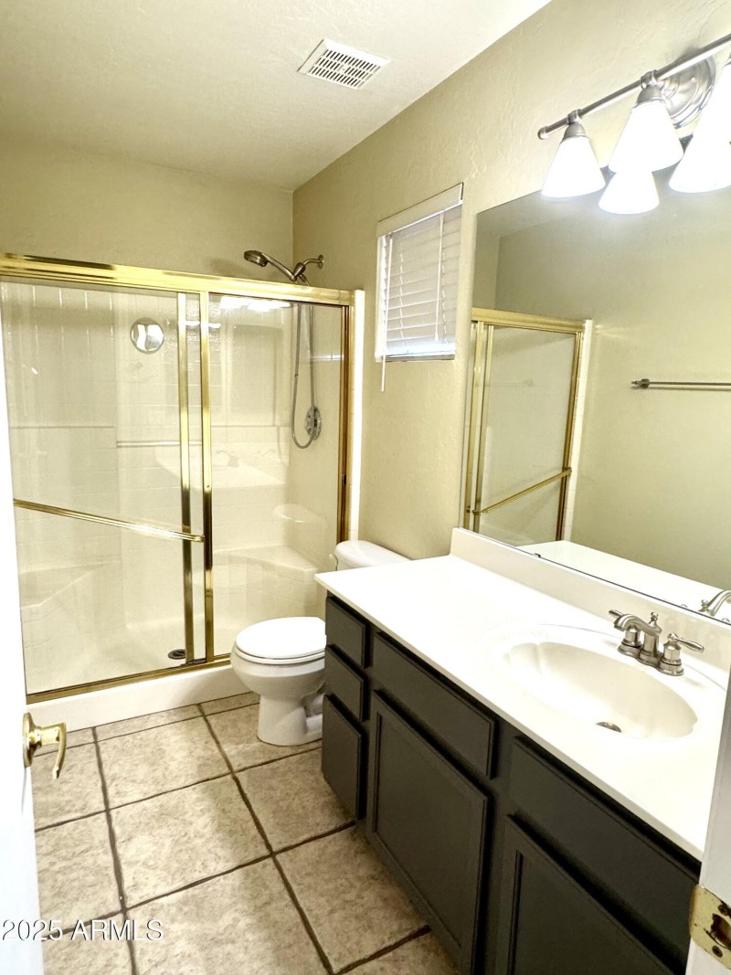 D3D0122D-E514-452D-93BC-AC560A5CEDB2