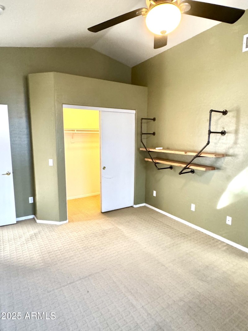 B820A877-7DD9-4540-81FB-4F4E6DFC824C