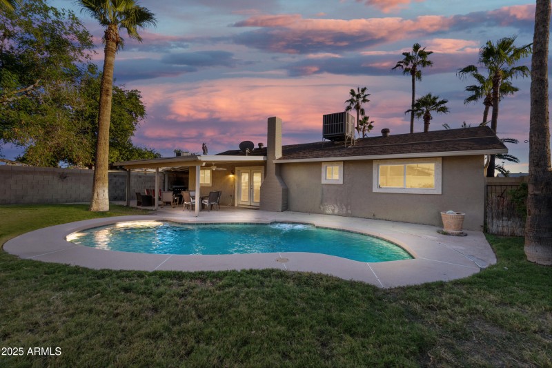 2_4450 w ironwood dr-2