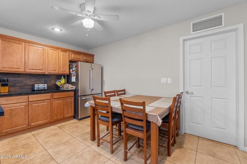 13_4450 w ironwood dr-18