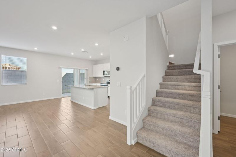 8-web-or-mls-W Jessie Ln-S0611-008