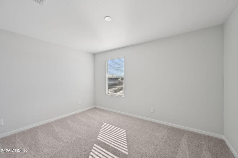 20-web-or-mls-W Jessie Ln-S0611-020