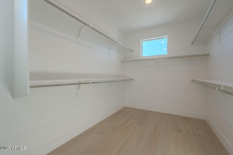 2130 Turney pic 8 - Closet