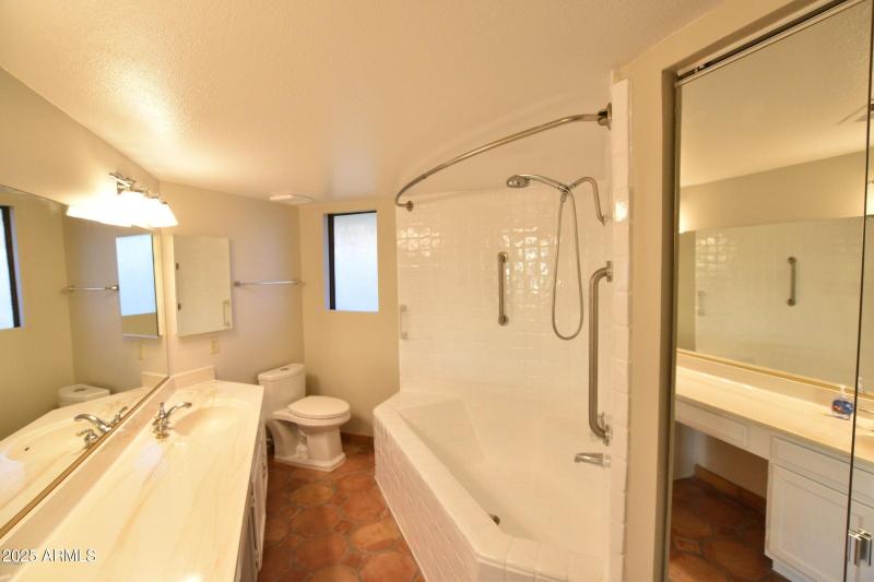 20210207210329860860000000-o