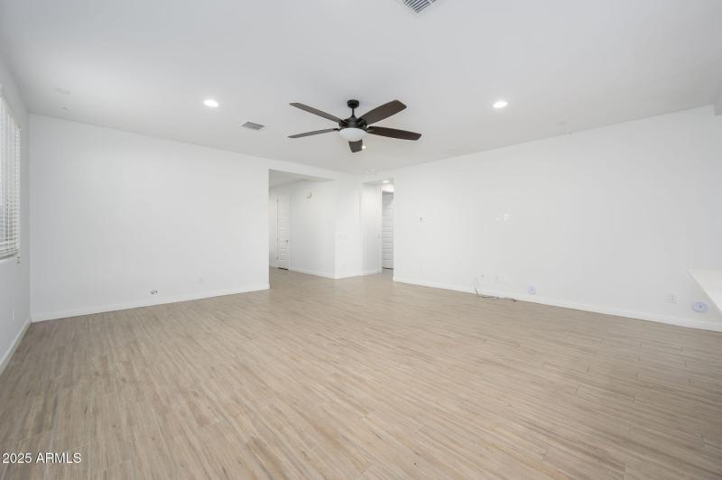 4-web-or-mls-Badgett-12