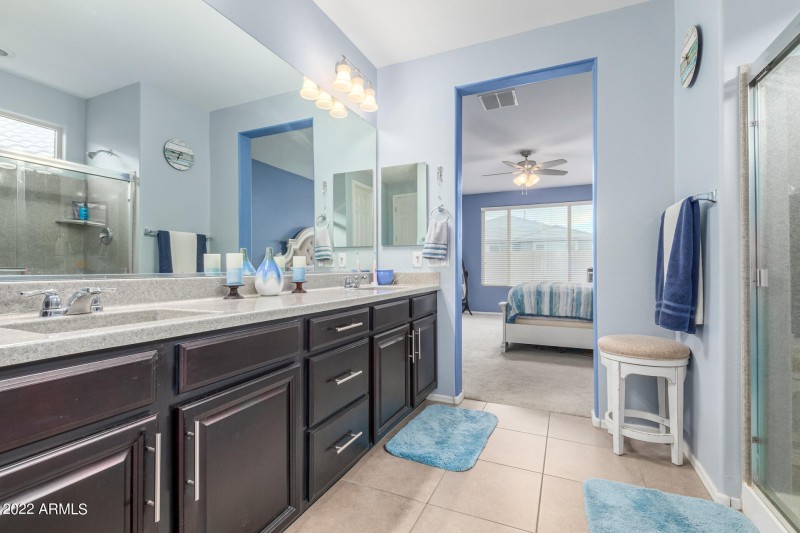 0019-19 - Danish Red