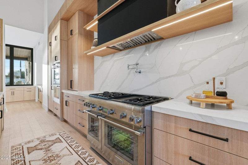 156-web-or-mls-045_ListerPros