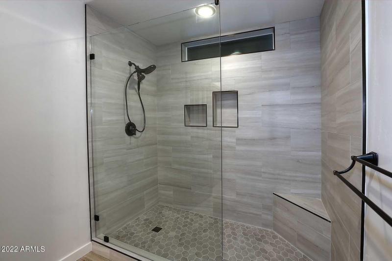 Night-Master Bath-Shower