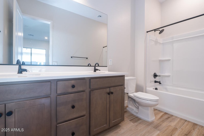 Tri Pointe Whispering Hills 98 - Bathroo