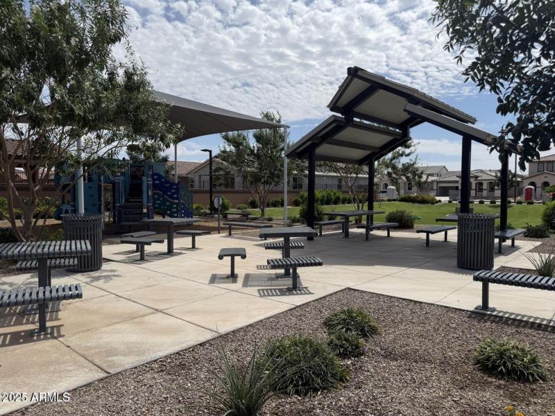 20250908003717643489000000-o