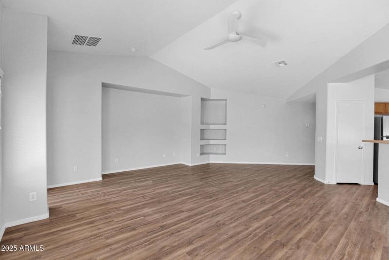 8-web-or-mls-P1337717