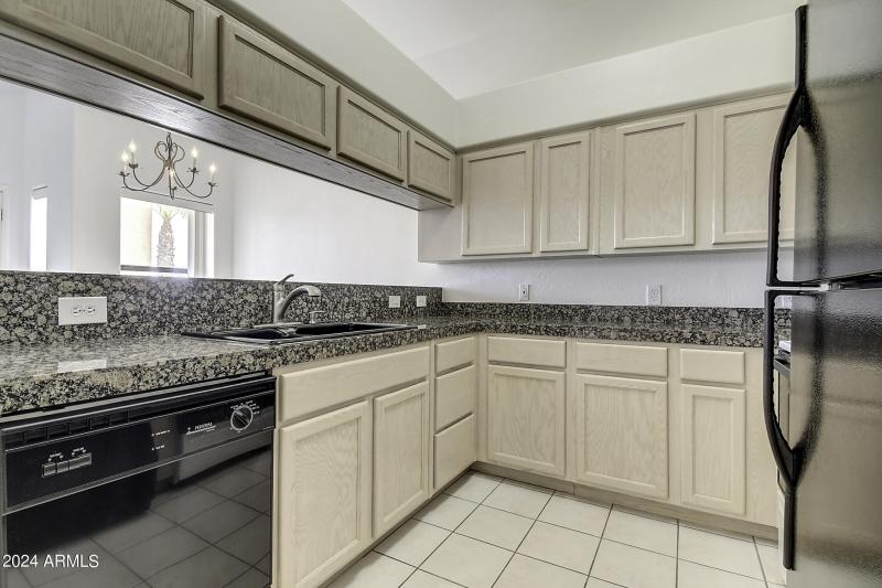 16357 E Arrow Dr Unit 106 (8)