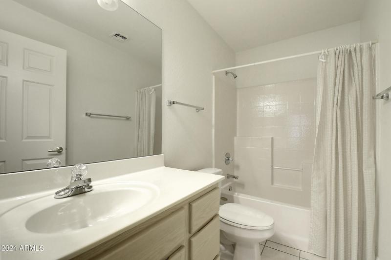 16357 E Arrow Dr Unit 106 (11)