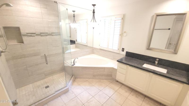 Lakeshore Master Bath