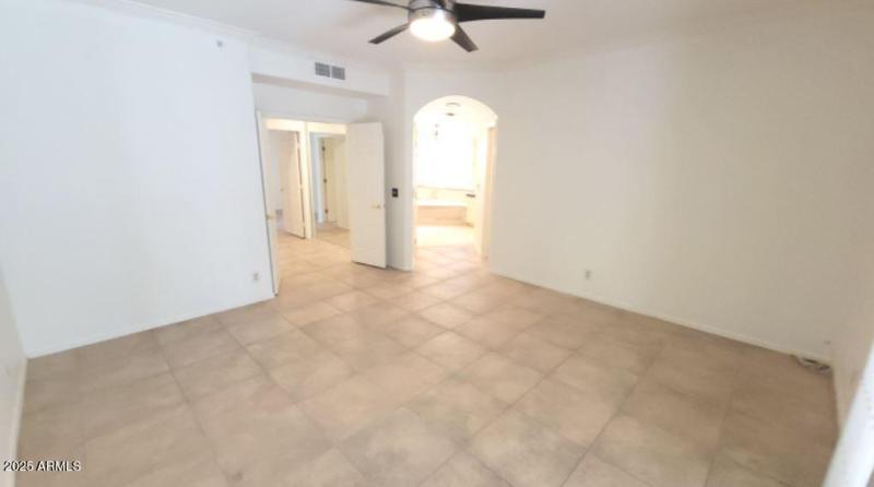 Lakeshore Bedroom 2A