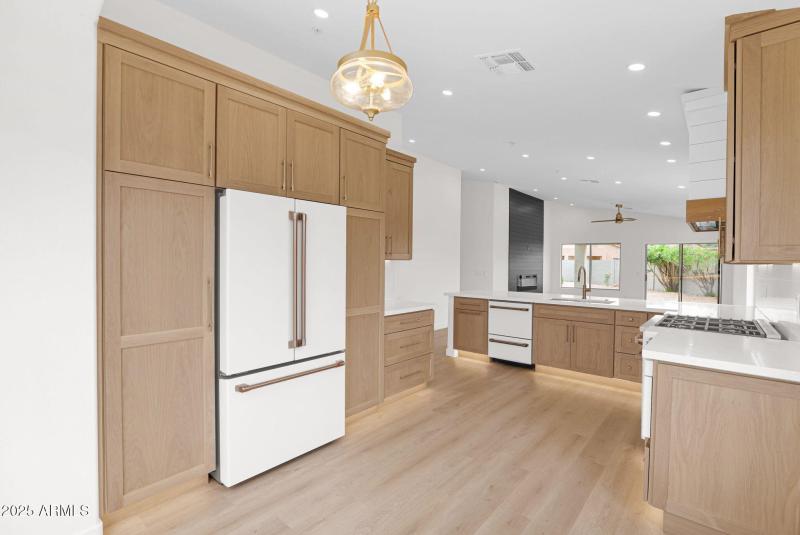 10-web-or-mls-P1326946