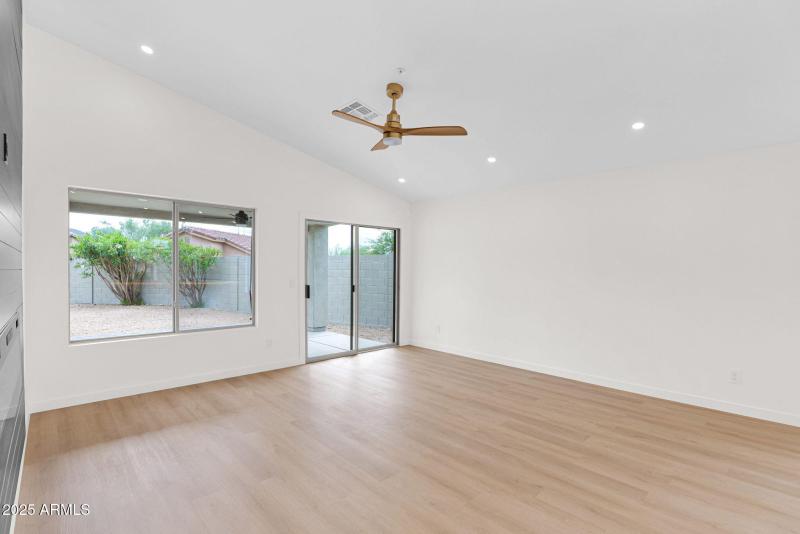 17-web-or-mls-P1326960