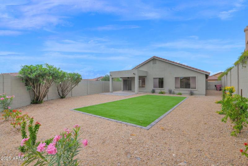 29-web-or-mls-P1326977