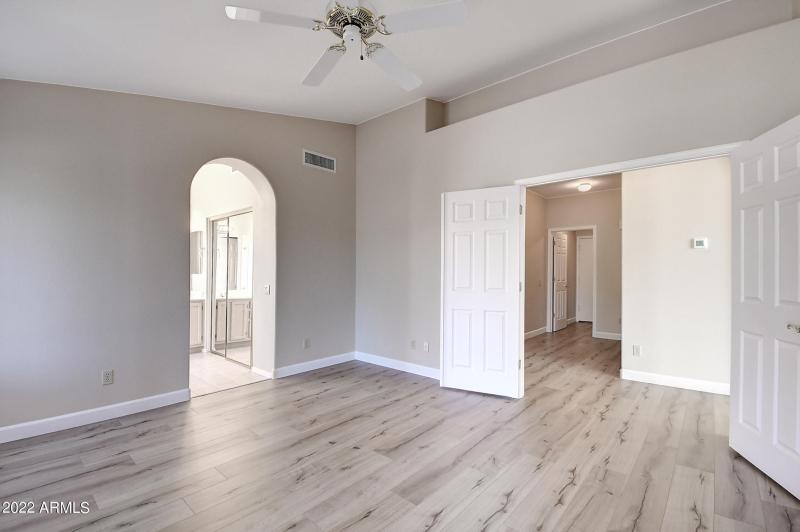 16205 E Glenpoint Dr (20)