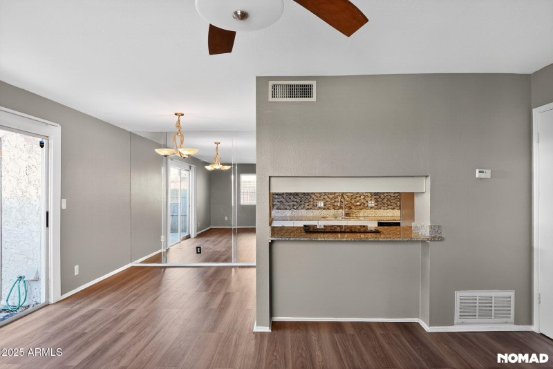 19_1228_E_Lawrence_Ln_Phoenix_AZ_85020_U