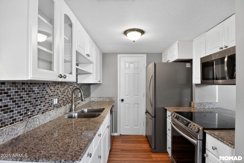 21_1228_E_Lawrence_Ln_Phoenix_AZ_85020_U