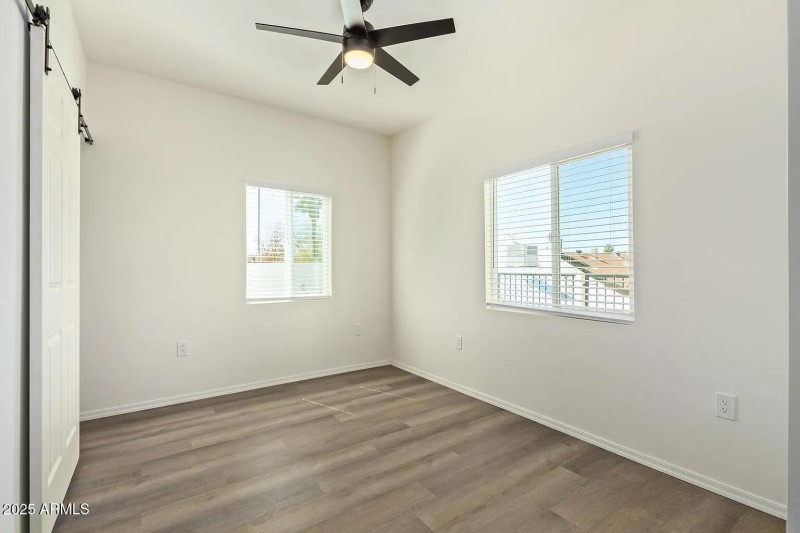 c13f7adea997860a3e5f2f7536629878-uncropp