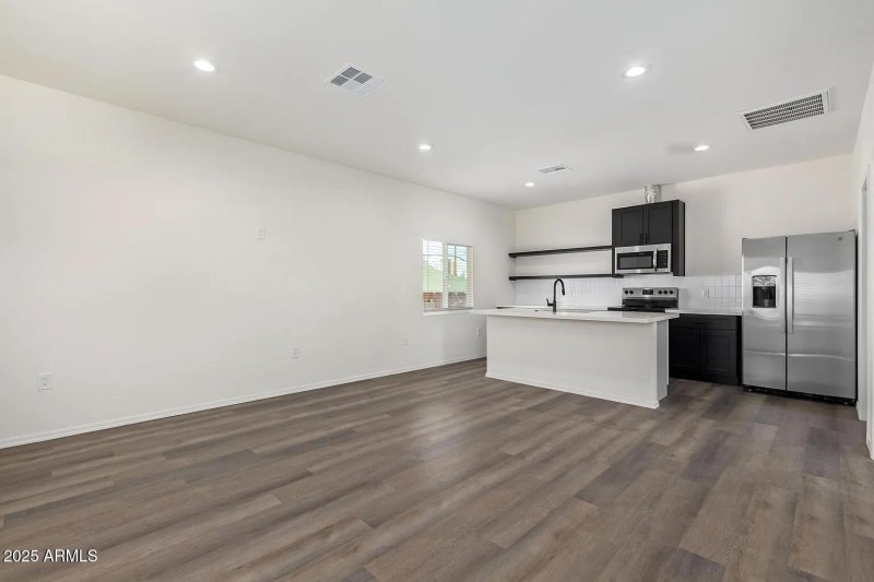 d9acde96be5295c8569000f62253d208-uncropp