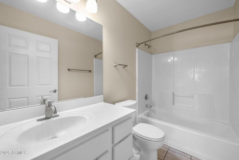 11-web-or-mls-322A8187