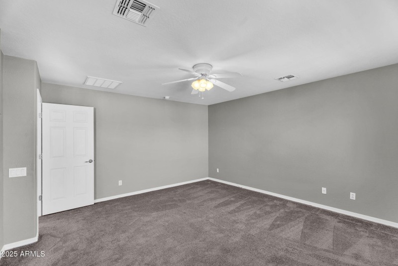 22-web-or-mls-11106 E Serafina Ave-20 (2