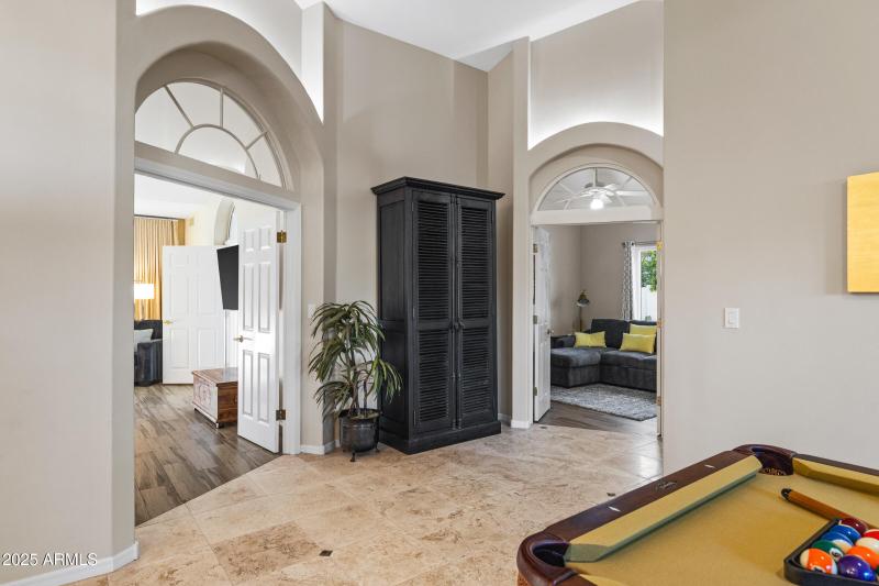 10115 E Bella Vista Dr-28