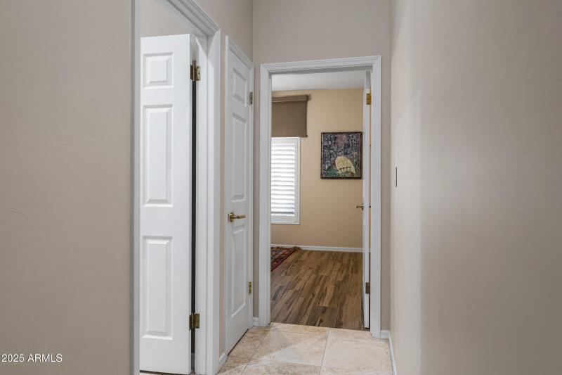 10115 E Bella Vista Dr-32