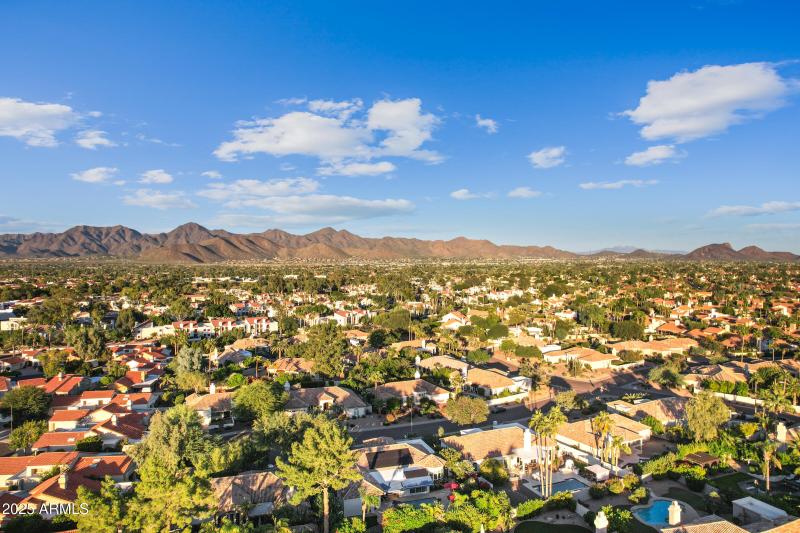 10115 E Bella Vista Dr-71