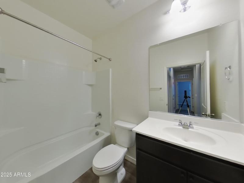 13_pc_lECHGu8y77_FOnZvETRXz_layout_0