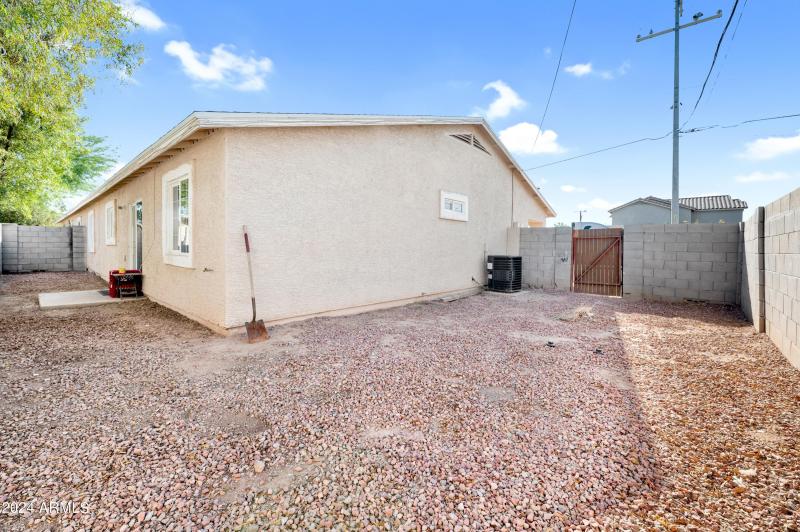 2702 East Juniper Avenue - Exterior (4)