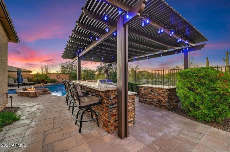 24-Patio Grill Sitting