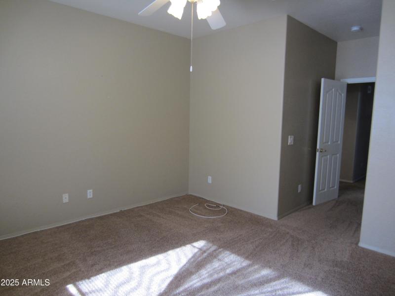 1071 Vista Grande 013