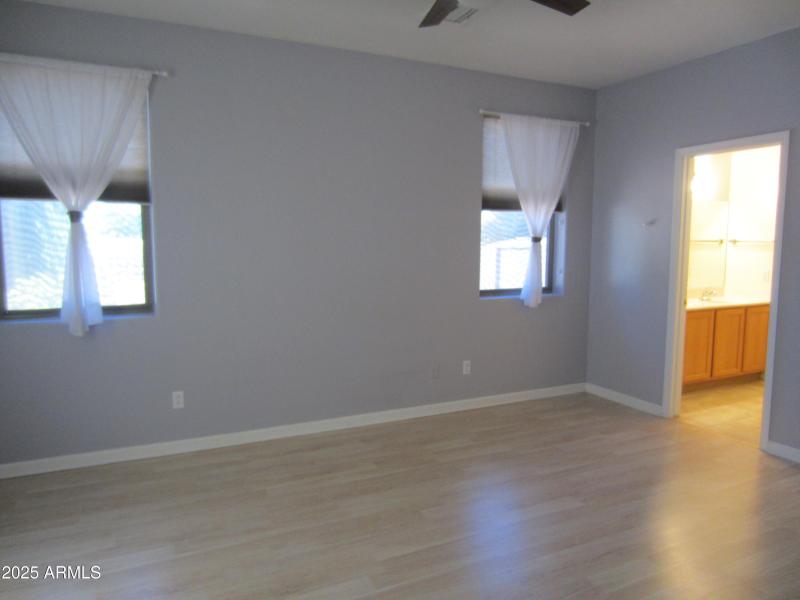 1071 Vista Grande 025