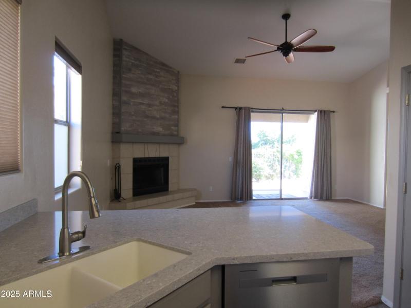 1071 Vista Grande 039